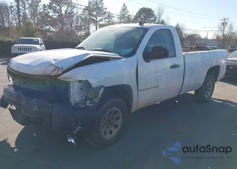 2007 Chevrolet Silverado 1500 Work Truck z USA, uszkodzony, nr VIN 1GCEC14C67Z611227